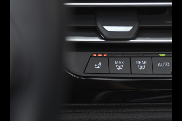 BMW Z4 Roadster sDrive20i Sportline - ACC - M-Sportzetels - Stoelverwarming - Adaptive LED - Hifi
