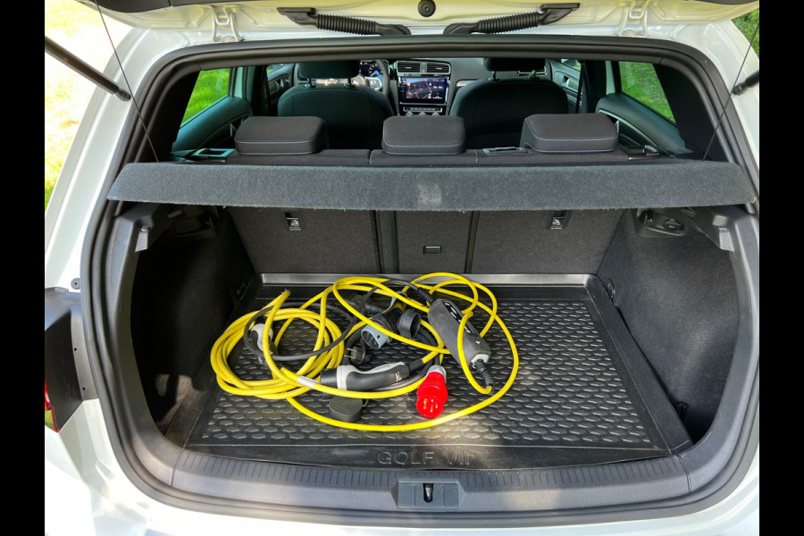 Volkswagen Golf 1.4 TSI PHEV GTE | Maxton | Pano | ACC | Camera |