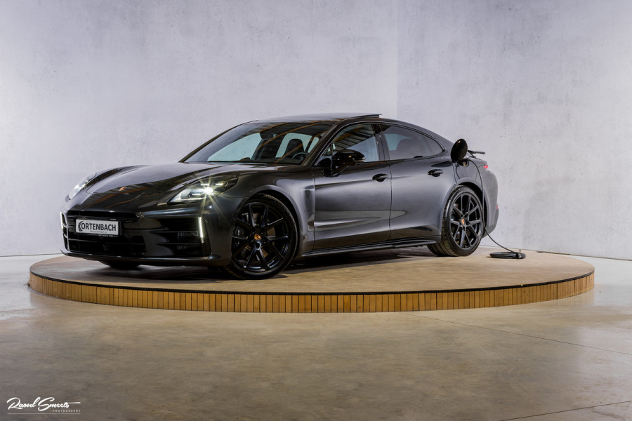Porsche Panamera 2.9 4 E-Hybrid | 470 Pk | Nieuw model | SportDesign | Sport Chrono | Adaptieve Cruise | Memory | Matrix |