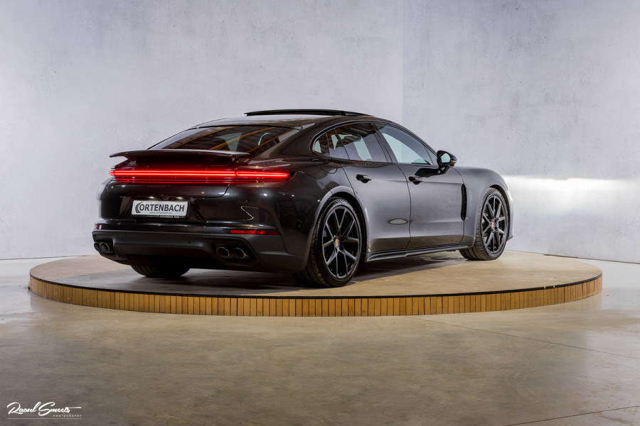 Porsche Panamera 2.9 4 E-Hybrid | 470 Pk | Nieuw model | SportDesign | Sport Chrono | Adaptieve Cruise | Memory | Matrix |