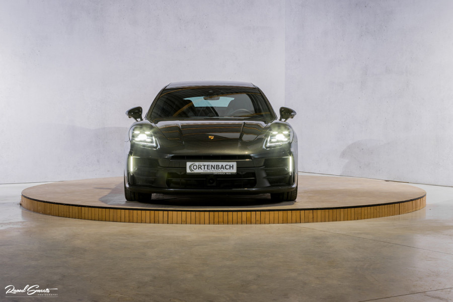 Porsche Panamera 2.9 4 E-Hybrid | 470 Pk | Nieuw model | SportDesign | Sport Chrono | Adaptieve Cruise | Memory | Matrix |