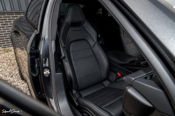 Porsche Panamera 2.9 4 E-Hybrid | 470 Pk | Nieuw model | SportDesign | Sport Chrono | Adaptieve Cruise | Memory | Matrix |