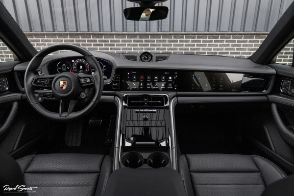 Porsche Panamera 2.9 4 E-Hybrid | 470 Pk | Nieuw model | SportDesign | Sport Chrono | Adaptieve Cruise | Memory | Matrix |