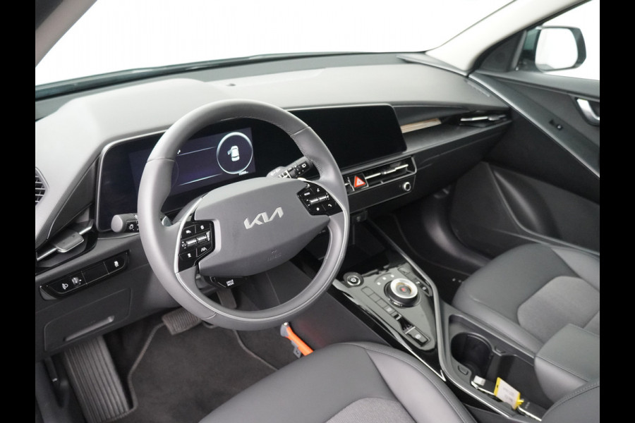 Kia Niro EV DynamicLine 64.8 kWh Airco - Apple Carplay/Android Auto - Cruise Control Adaptief - Navigatie - File Assistent - Fabrieksgarantie tot 07-2031