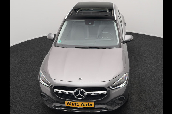 Mercedes-Benz GLA 250 e Progressive Plug In Hybrid 218pk Dealer O.H PHEV | Trekhaak af Fabriek | Panodak | Memory Stoel & Verwarmd | Apple Carplay | Widescreen Navi | Camera | BLIS | 18"L.M |