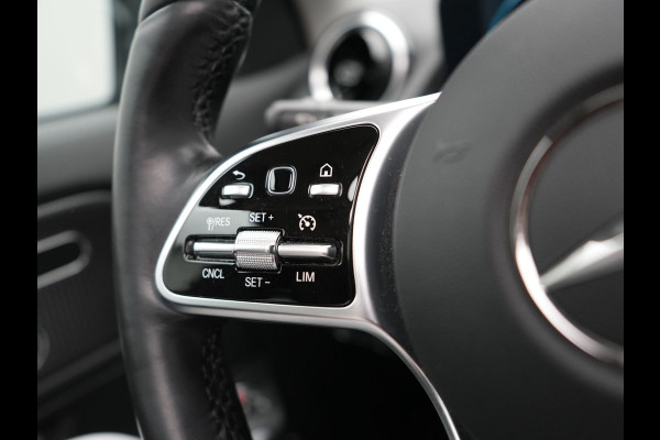 Mercedes-Benz GLA 250 e Progressive Plug In Hybrid 218pk Dealer O.H PHEV | Trekhaak af Fabriek | Panodak | Memory Stoel & Verwarmd | Apple Carplay | Widescreen Navi | Camera | BLIS | 18"L.M |