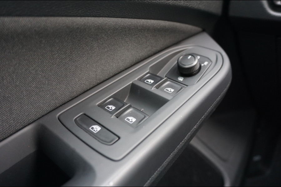 Volkswagen Golf 8 CARPLAY | PARKSENS V+A | CLIMA | 16'LMV | DAB+ | ORG NL