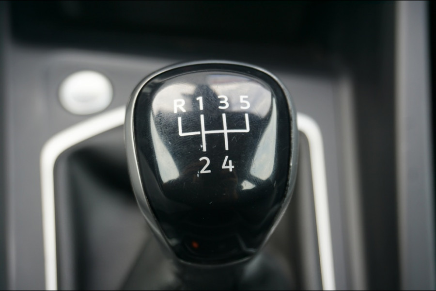 Volkswagen Golf 8 CARPLAY | PARKSENS V+A | CLIMA | 16'LMV | DAB+ | ORG NL