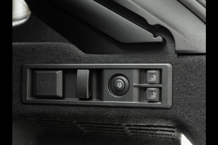 BMW 3 Serie Touring 330e xDrive M-Sport - LCI 2 - Pano - Driving Ass Prof - Trekhaak