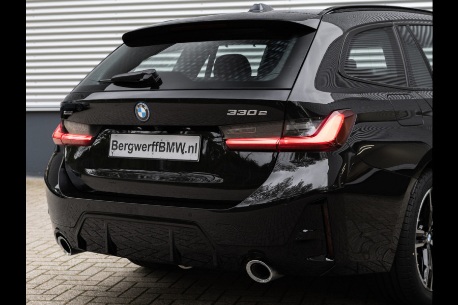 BMW 3 Serie Touring 330e xDrive M-Sport - LCI 2 - Pano - Driving Ass Prof - Trekhaak