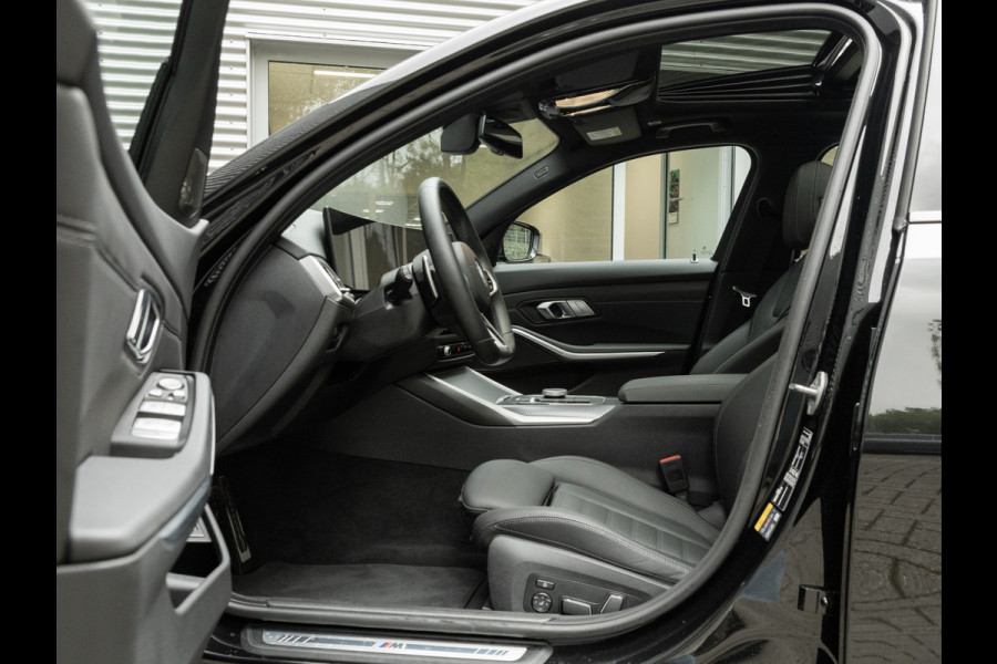 BMW 3 Serie Touring 330e xDrive M-Sport - LCI 2 - Pano - Driving Ass Prof - Trekhaak