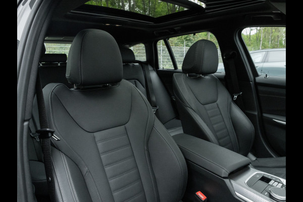 BMW 3 Serie Touring 330e xDrive M-Sport - LCI 2 - Pano - Driving Ass Prof - Trekhaak