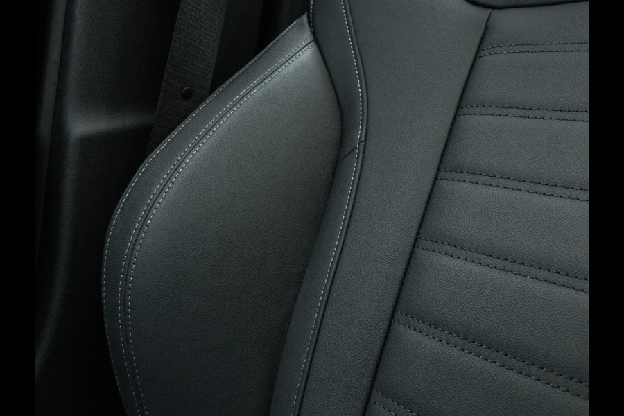 BMW 3 Serie Touring 330e xDrive M-Sport - LCI 2 - Pano - Driving Ass Prof - Trekhaak