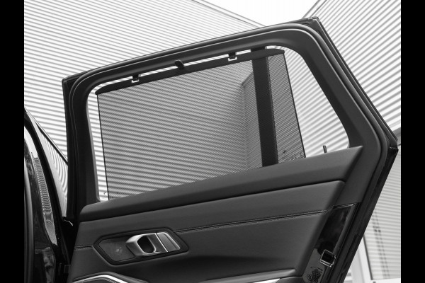 BMW 3 Serie Touring 330e xDrive M-Sport - LCI 2 - Pano - Driving Ass Prof - Trekhaak