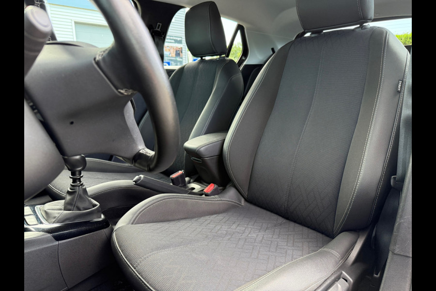 Opel Corsa 1.2 Turbo GS Line - Navi Android/Apple - Climate - Winterpakket - Parkeerhulp