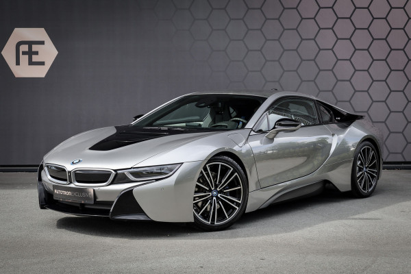 BMW i8 | PROGRESSIVE PACKAGE, HARMAN-KARDON, HEAD-UP, COMFORT ACCESS | 20" | APPLE CARPLAY | DRY CARBON INTERIOR PACK | I-INTERIOR HALO