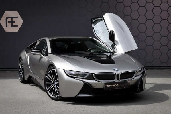 BMW i8 | PROGRESSIVE PACKAGE, HARMAN-KARDON, HEAD-UP, COMFORT ACCESS | 20" | APPLE CARPLAY | DRY CARBON INTERIOR PACK | I-INTERIOR HALO