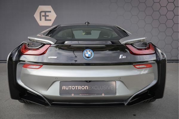 BMW i8 | PROGRESSIVE PACKAGE, HARMAN-KARDON, HEAD-UP, COMFORT ACCESS | 20" | APPLE CARPLAY | DRY CARBON INTERIOR PACK | I-INTERIOR HALO