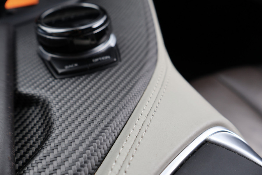 BMW i8 | PROGRESSIVE PACKAGE, HARMAN-KARDON, HEAD-UP, COMFORT ACCESS | 20" | APPLE CARPLAY | DRY CARBON INTERIOR PACK | I-INTERIOR HALO