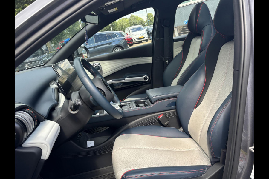 BYD ATTO 3 Design Panoramadak | Elektrische Kofferbak | 360° Camera | Rijklaar incl. Fabrieksgarantie t/m 2029 | Aandrijflijn & Accu tot 2031!