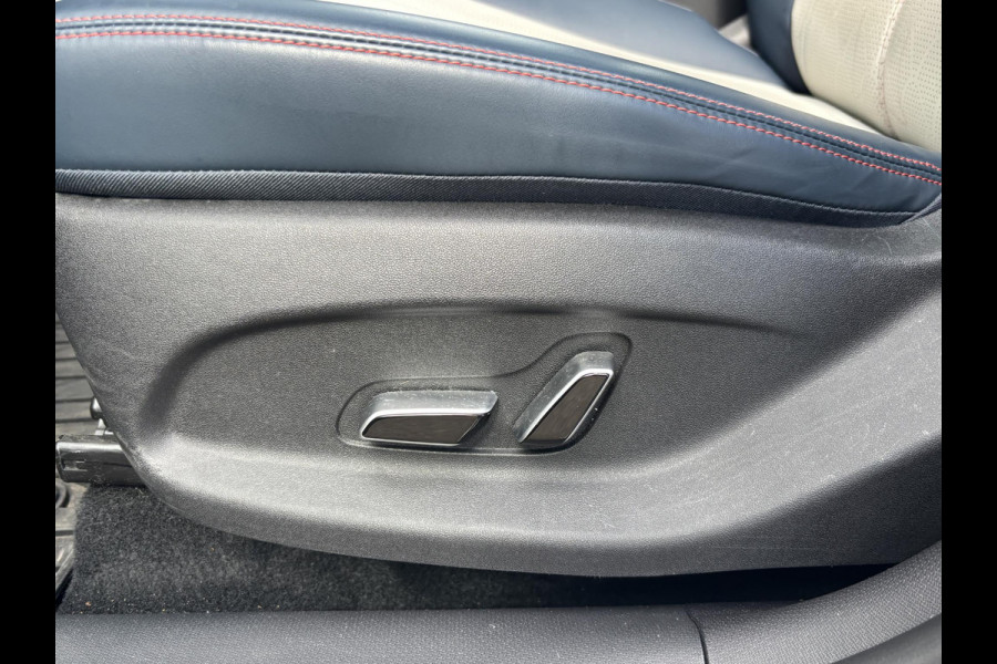 BYD ATTO 3 Design Panoramadak | Elektrische Kofferbak | 360° Camera | Rijklaar incl. Fabrieksgarantie t/m 2029 | Aandrijflijn & Accu tot 2031!