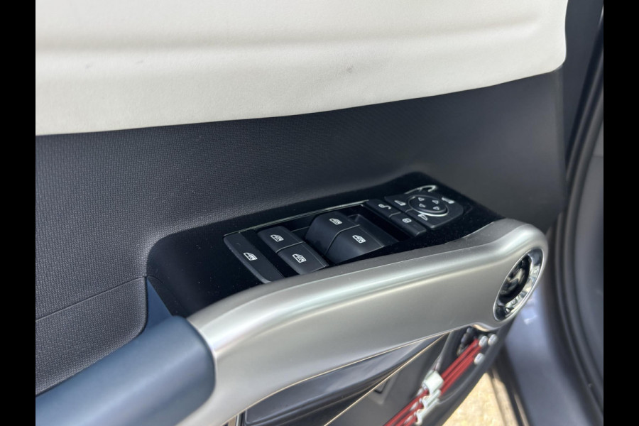 BYD ATTO 3 Design Panoramadak | Elektrische Kofferbak | 360° Camera | Rijklaar incl. Fabrieksgarantie t/m 2029 | Aandrijflijn & Accu tot 2031!