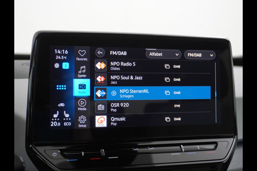 Volkswagen ID.3 58kWh 204PK First Navi Adapt.Cruise Control Pdc Apple Carplay Android Navi Ecc Led Stoel-Stuurverwarming DAB Keyless Advanced Lmv Bluetooth Regensensor Rijstrooksensor Verkeersbord detectie Mirrorlink Grootste accu Garantie t/m 22-12-2028