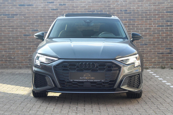 Audi A3 Sportback 45 TFSIe S line Pano Matrix Sfeer Park Ass Stoelverw.