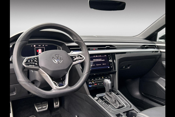 Volkswagen Arteon Shooting Brake 2.0 TSI R-Line Business 190PK | Panorama dak | Clima | Sfeer | Achteruitrijcamera |