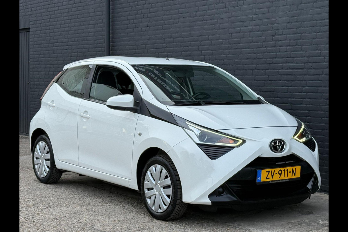 Toyota Aygo 1.0 VVT-i x-play limited| NAVI | PDC | AIRCO | CAMERA | CARPLAY | NWE APK