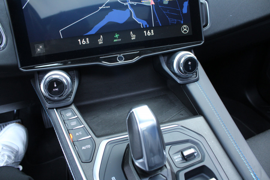 Lynk & Co 01 1.5 PHEV 262pk Automaat NL-Auto NAP BTW Clima Cruise Navi 360 Camera Panoramadak 20"LMV El. Klep