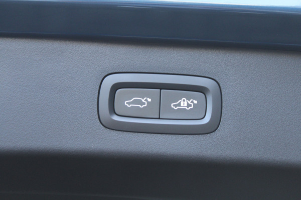Lynk & Co 01 1.5 PHEV 262pk Automaat NL-Auto NAP BTW Clima Cruise Navi 360 Camera Panoramadak 20"LMV El. Klep