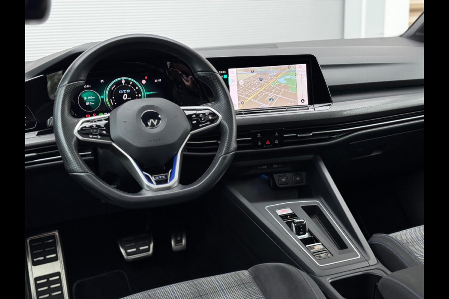Volkswagen Golf 1.4 eHybrid GTE Pano/Matrix/Dodehoek/Camera