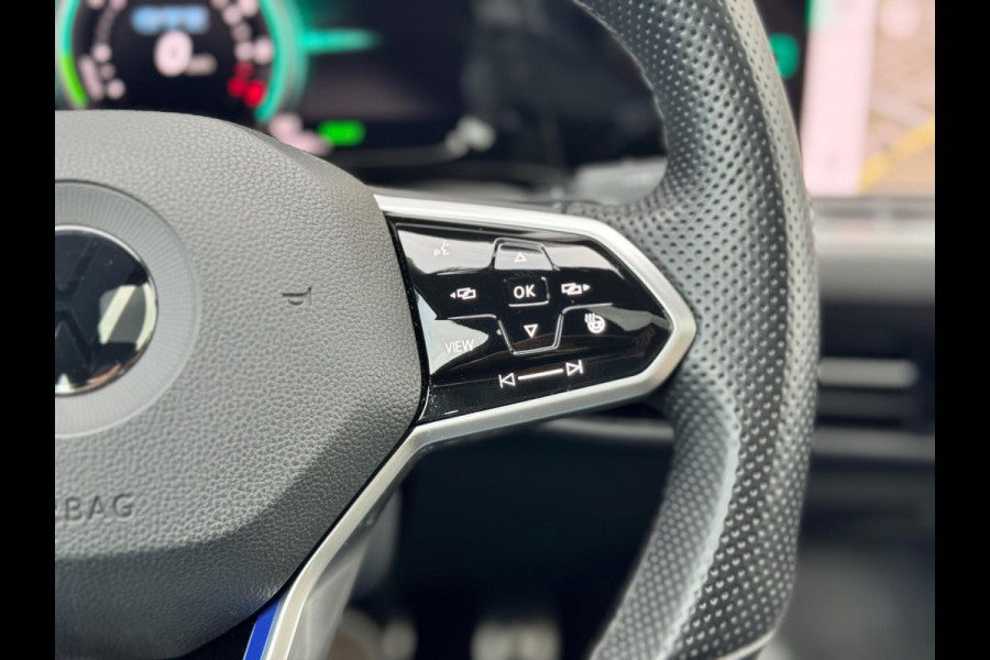 Volkswagen Golf 1.4 eHybrid GTE Pano/Matrix/Dodehoek/Camera