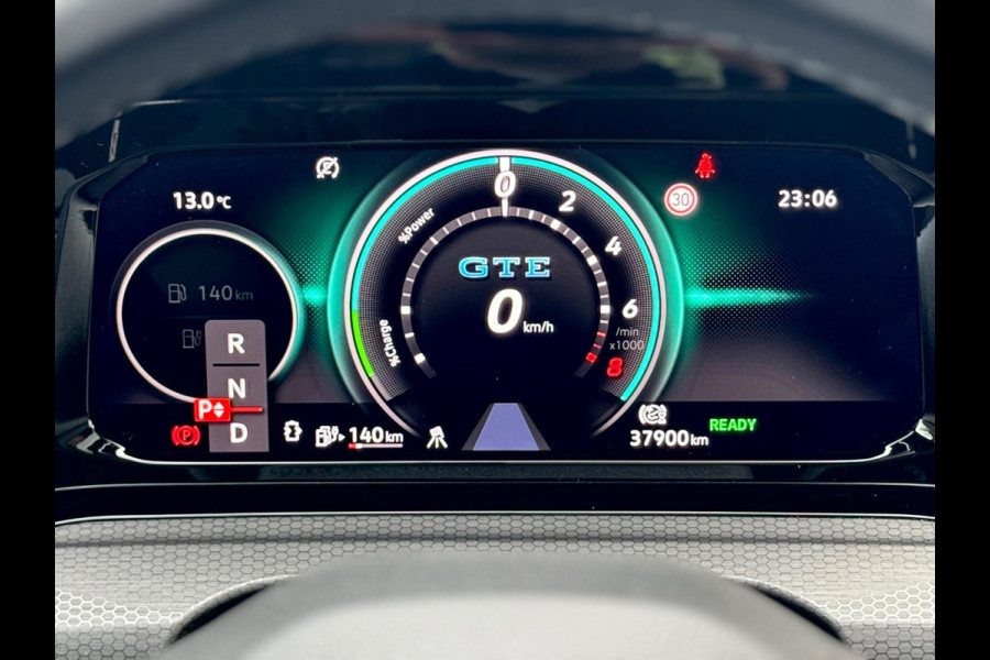 Volkswagen Golf 1.4 eHybrid GTE Pano/Matrix/Dodehoek/Camera