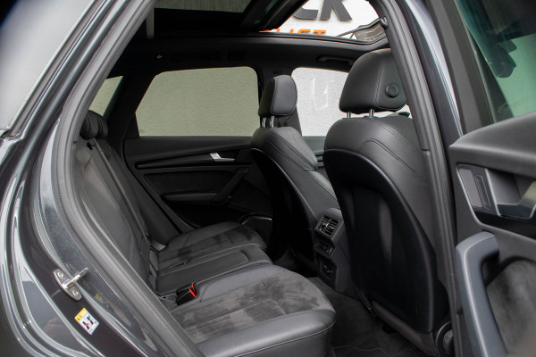 Audi Q5 TFSI e Quattro / MTM/ Virtual Cockpit/ Trekhaak/ Panoramadak/ 220W (300PK)