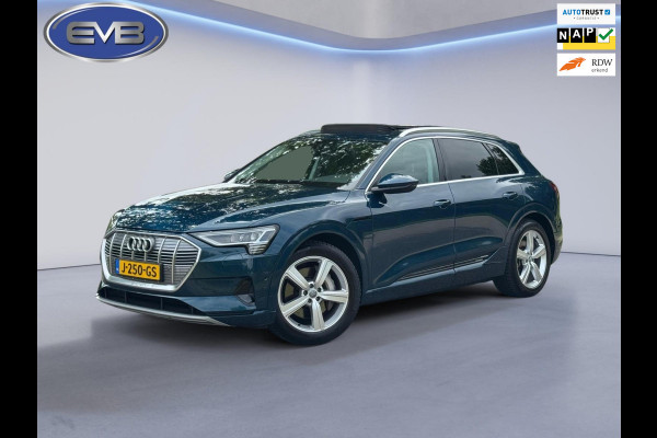 Audi e-tron 55 quattro 408 pk Business edition Plus 95 kWh, panoramadak, leder, trekhaak, 1 e eigenaar, NL auto met nap