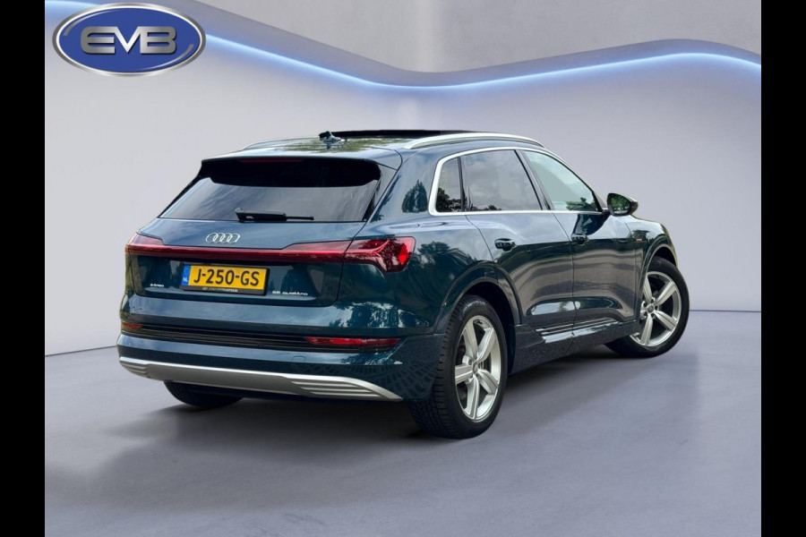 Audi e-tron 55 quattro 408 pk Business edition Plus 95 kWh, panoramadak, leder, trekhaak, 1 e eigenaar, NL auto met nap