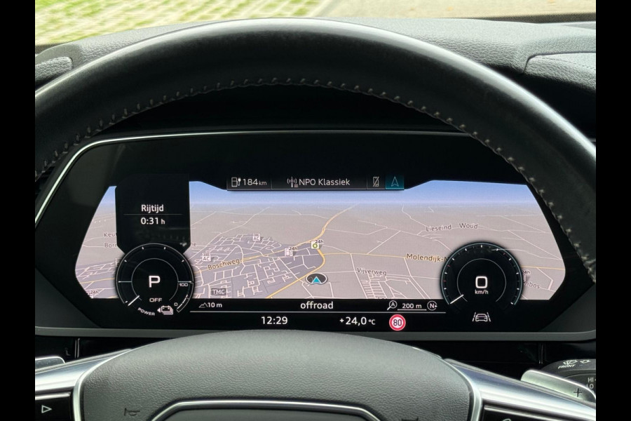 Audi e-tron 55 quattro 408 pk Business edition Plus 95 kWh, panoramadak, leder, trekhaak, 1 e eigenaar, NL auto met nap