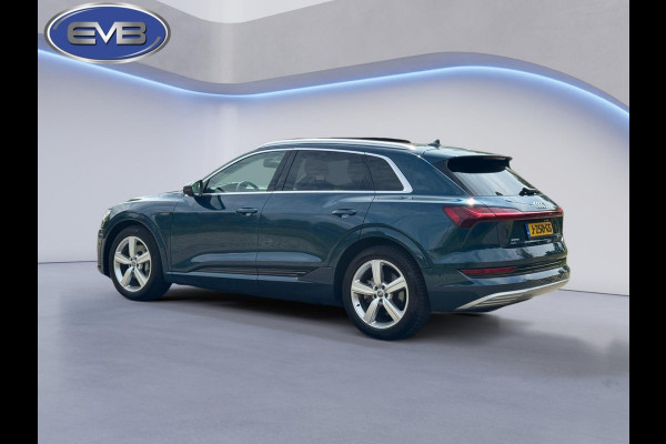 Audi e-tron 55 quattro 408 pk Business edition Plus 95 kWh, panoramadak, leder, trekhaak, 1 e eigenaar, NL auto met nap