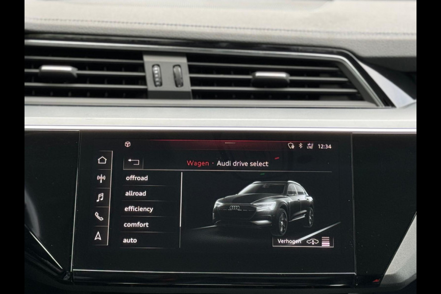 Audi e-tron 55 quattro 408 pk Business edition Plus 95 kWh, panoramadak, leder, trekhaak, 1 e eigenaar, NL auto met nap