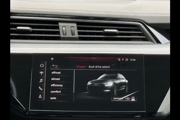 Audi e-tron 55 quattro 408 pk Business edition Plus 95 kWh, panoramadak, leder, trekhaak, 1 e eigenaar, NL auto met nap