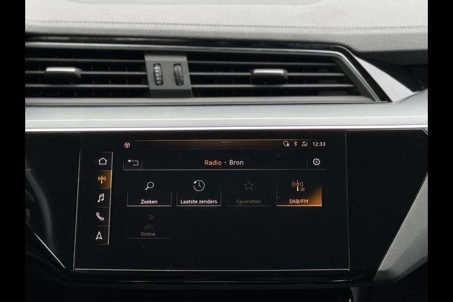 Audi e-tron 55 quattro 408 pk Business edition Plus 95 kWh, panoramadak, leder, trekhaak, 1 e eigenaar, NL auto met nap