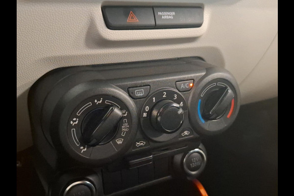 Suzuki Ignis 1.2 Select | Trekhaak | All season banden