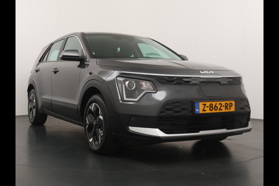 Kia Niro EV Light Edition 64.8 kWh Airco - Apple Carplay/Android Auto - Cruise Control Adaptief - Navigatie - Fabrieksgarantie tot 06-2031