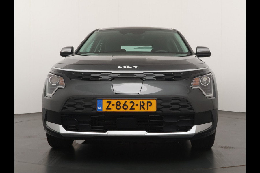 Kia Niro EV Light Edition 64.8 kWh Airco - Apple Carplay/Android Auto - Cruise Control Adaptief - Navigatie - Fabrieksgarantie tot 06-2031