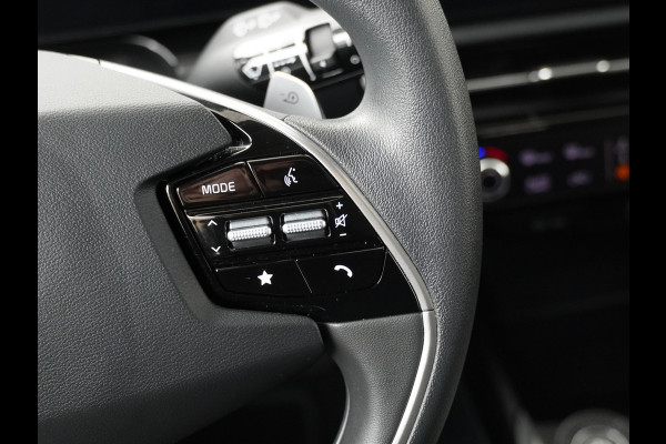 Kia Niro EV Light Edition 64.8 kWh Airco - Apple Carplay/Android Auto - Cruise Control Adaptief - Navigatie - Fabrieksgarantie tot 06-2031