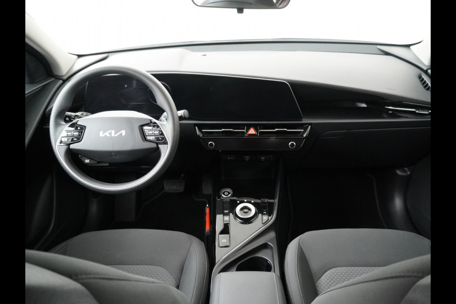 Kia Niro EV Light Edition 64.8 kWh Airco - Apple Carplay/Android Auto - Cruise Control Adaptief - Navigatie - Fabrieksgarantie tot 06-2031