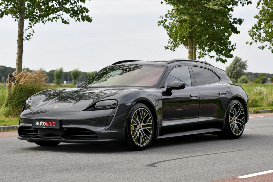 Porsche Taycan Sport Turismo 79 kWh. Perf Accu, Luchtv, Sport Chrono, Pano, Memory, Stoelkoeling, Bose, Lift, Sfeer, CarPlay!