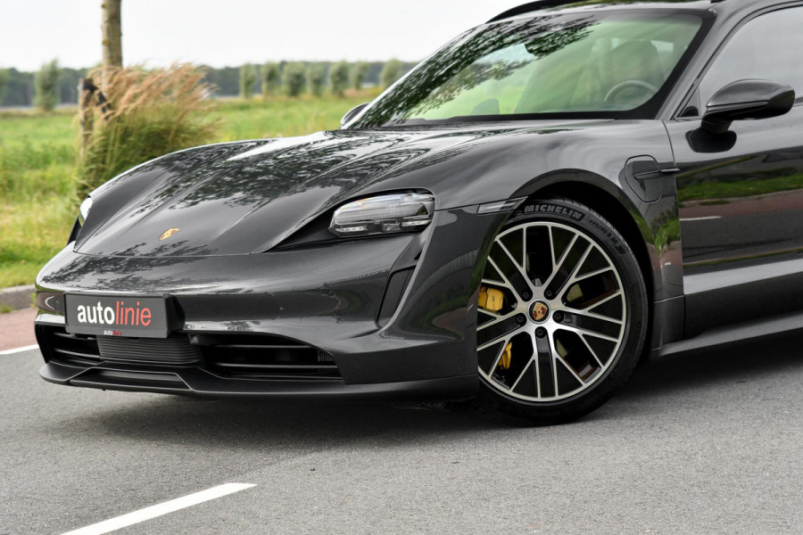 Porsche Taycan Sport Turismo 79 kWh. Perf Accu, Luchtv, Sport Chrono, Pano, Memory, Stoelkoeling, Bose, Lift, Sfeer, CarPlay!
